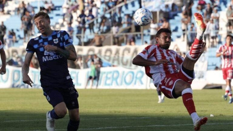 Gimnasia (J) 1 Talleres de Escalada 0